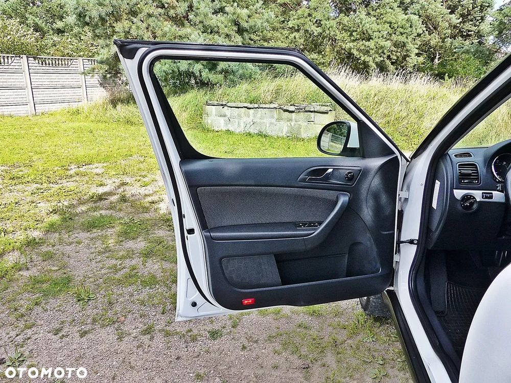 Skoda Yeti 1.2 TSI DSG Ambition PLUS EDITION - 17
