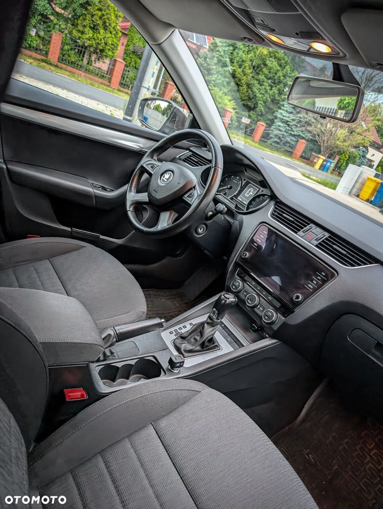 Skoda Octavia 1.2 TSI Elegance DSG - 4