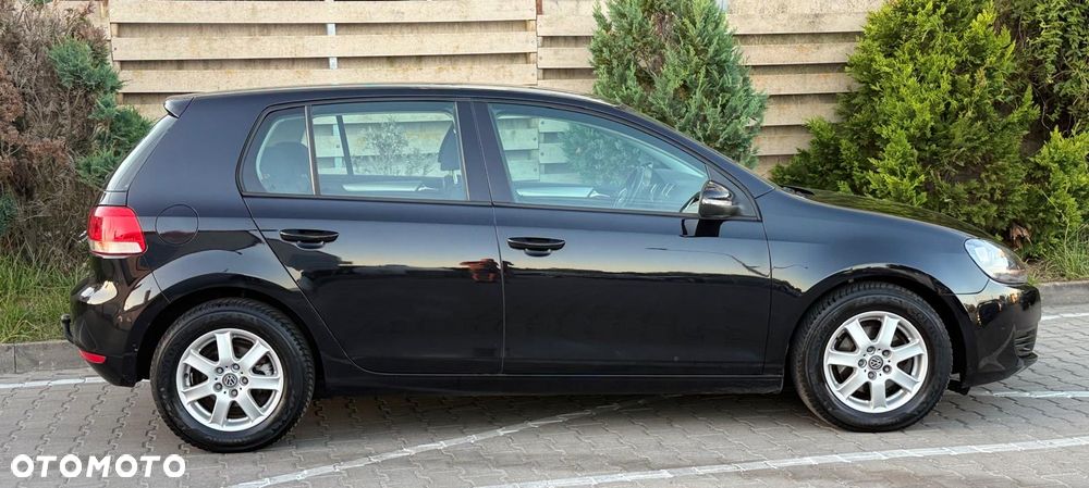 Volkswagen Golf - 10