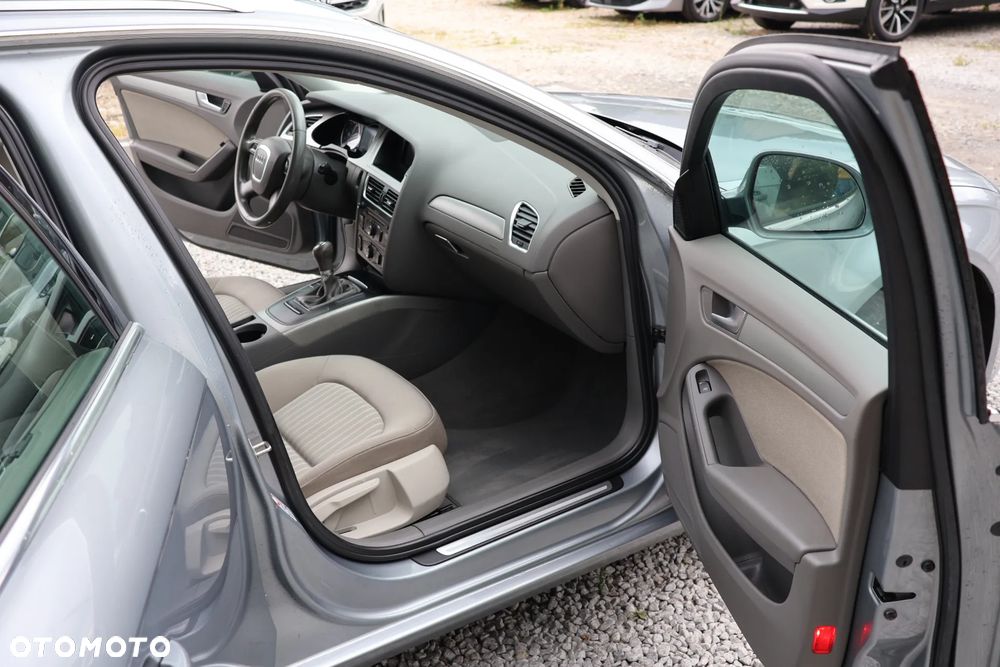 Audi A4 Avant 1.8T - 11
