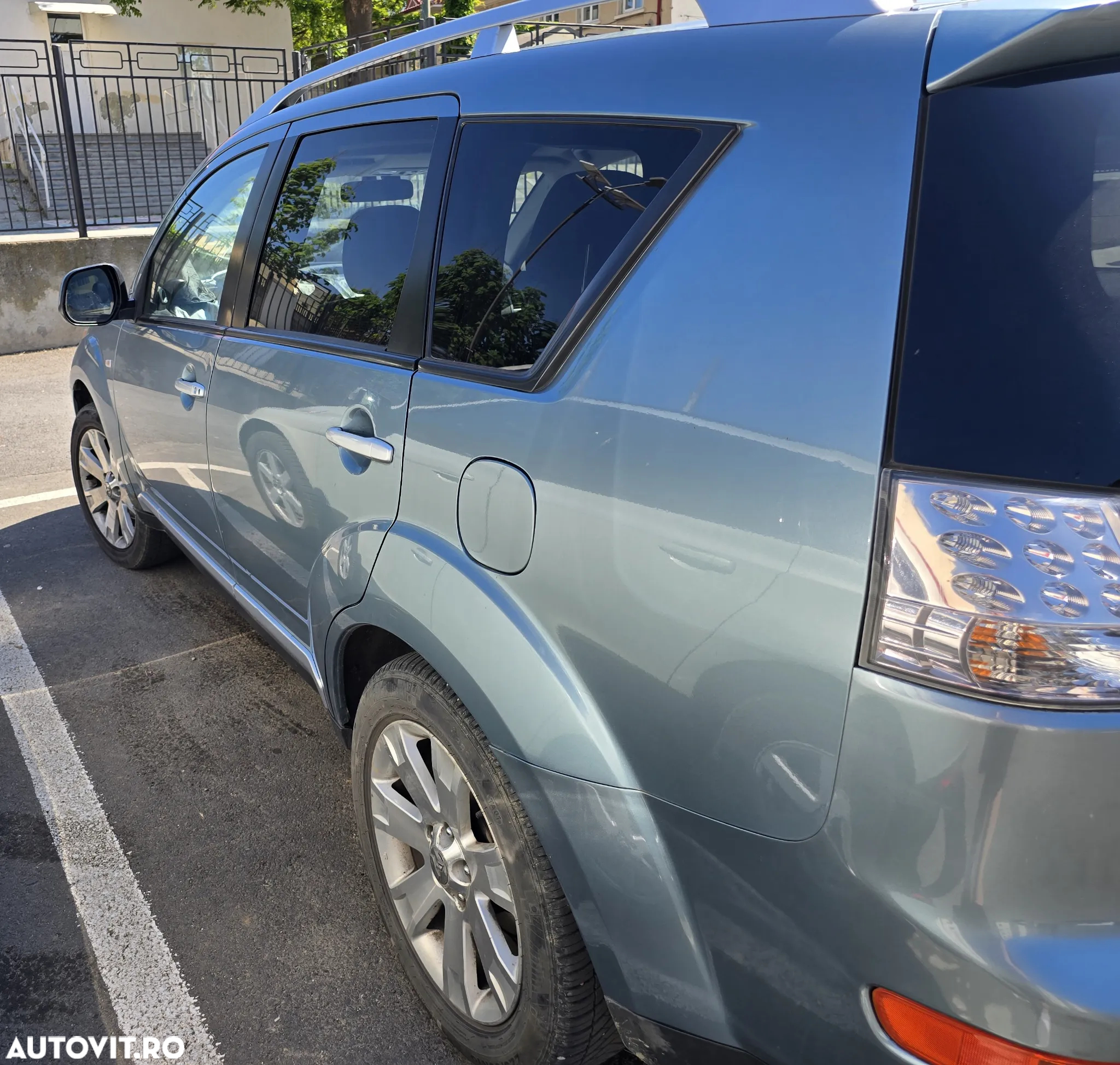 Mitsubishi Outlander 2.2 DI-D Instyle - 4