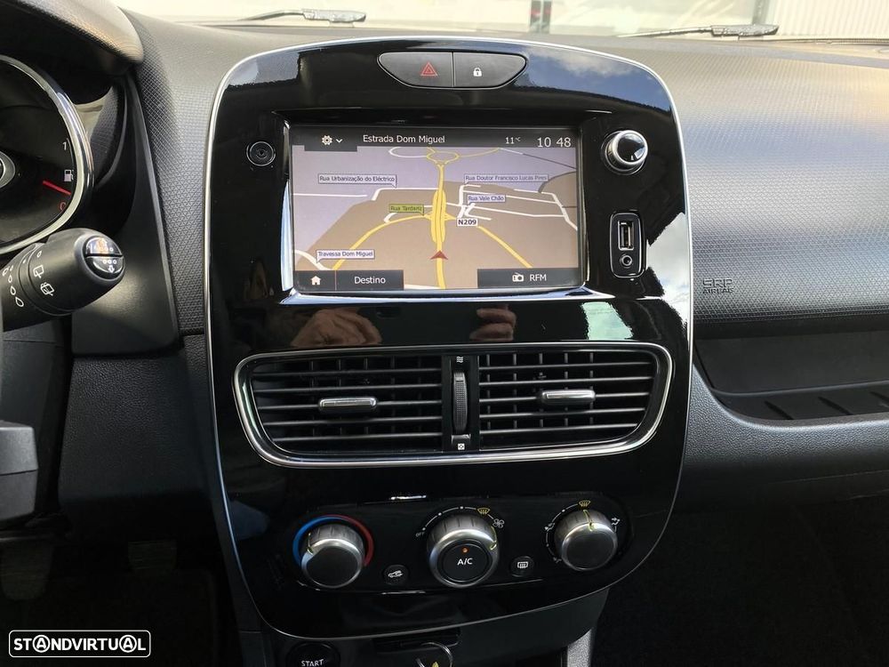 Renault Clio 1.5 dCi Limited - 17