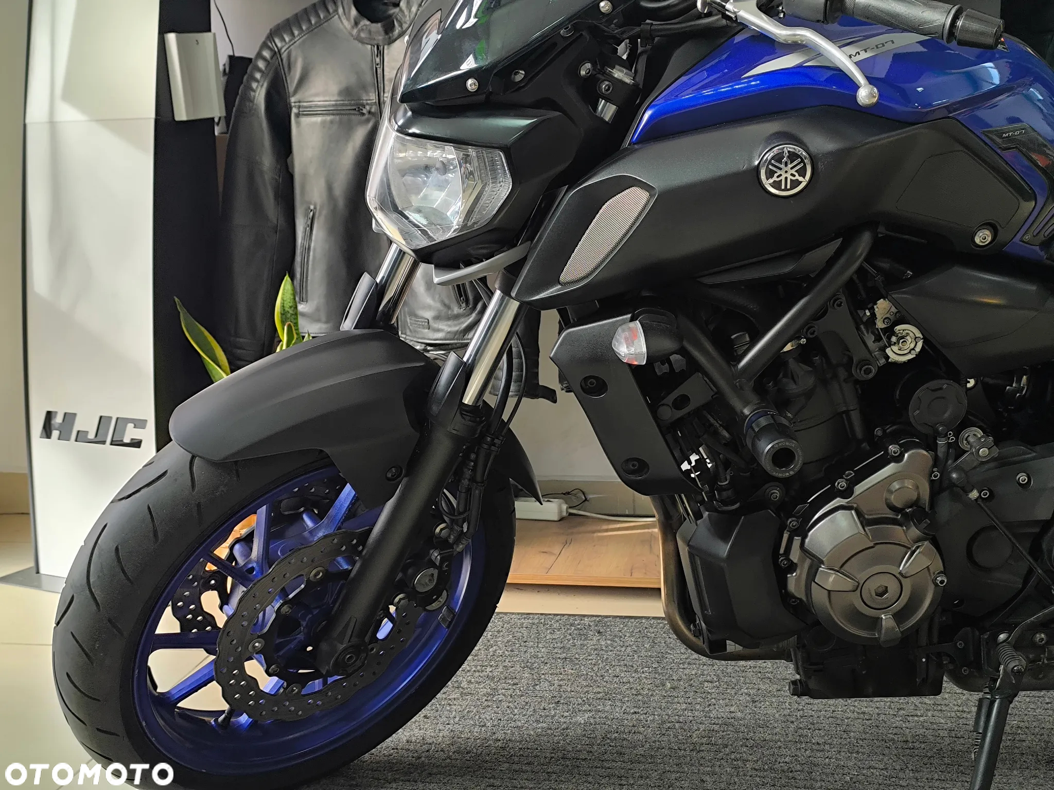 Yamaha MT - 6