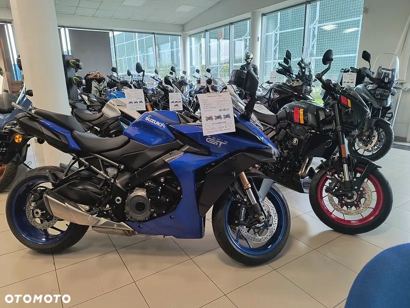 Suzuki GSX