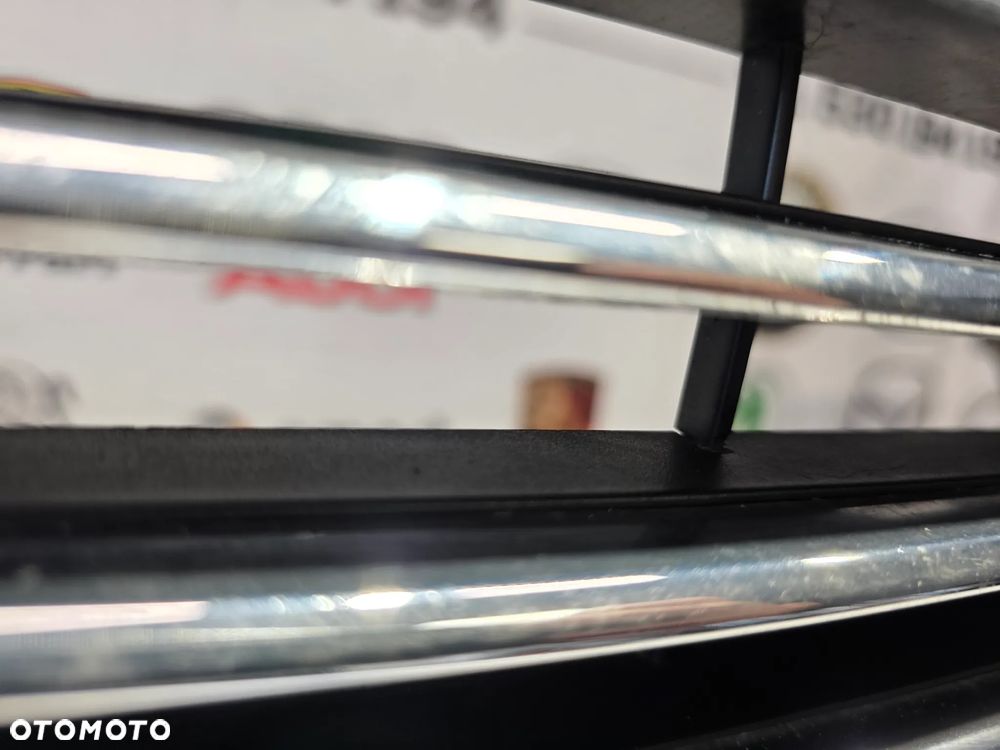 FORD C-MAX MK2 II LIFT 14- ZDERZAK PRZEDNI PRZÓD NA SPRYSKI + 6xPDC + GRILL GÓRNE WZMOCNIENIE ZDERZAKA ORAZ KRATKA ŚRODKOWA NR F1CBR17757A , NR AUKCJI NZ1844 - 24