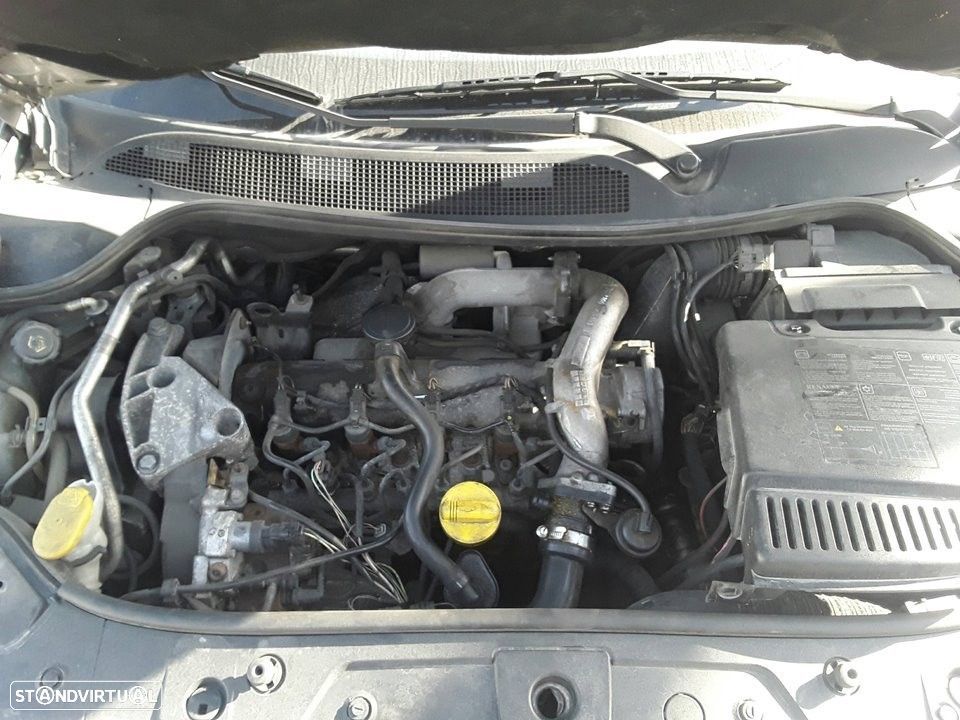 MOTOR COMPLETO RENAULT MEGANE II BREAK FAMILIAR 2003 -F9Q B8 - 1