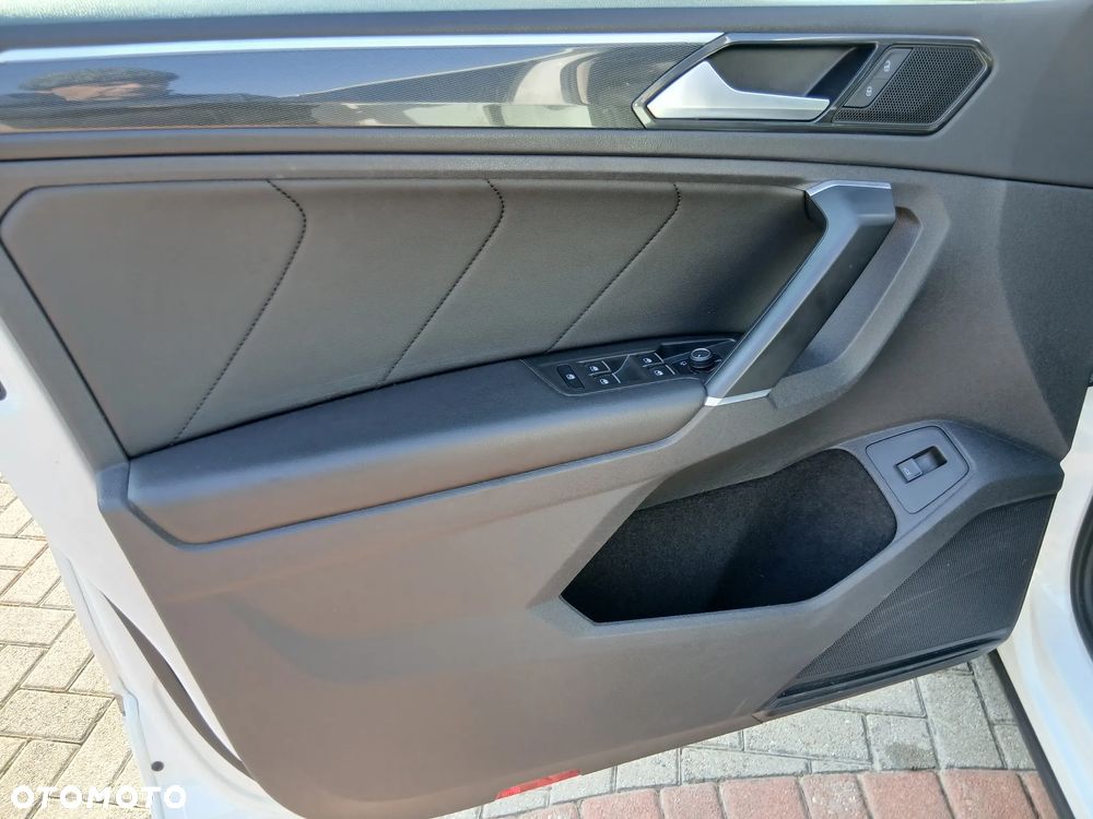 Volkswagen Tiguan 2.0 TDI SCR DSG R-Line - 14