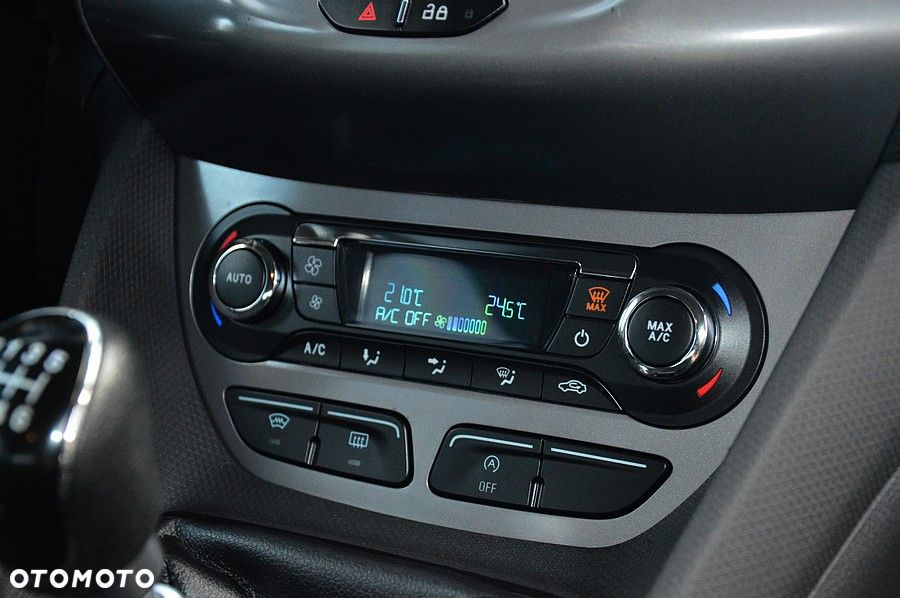 Ford Tourneo Connect 1.5 TDCi Start-Stop Titanium - 36