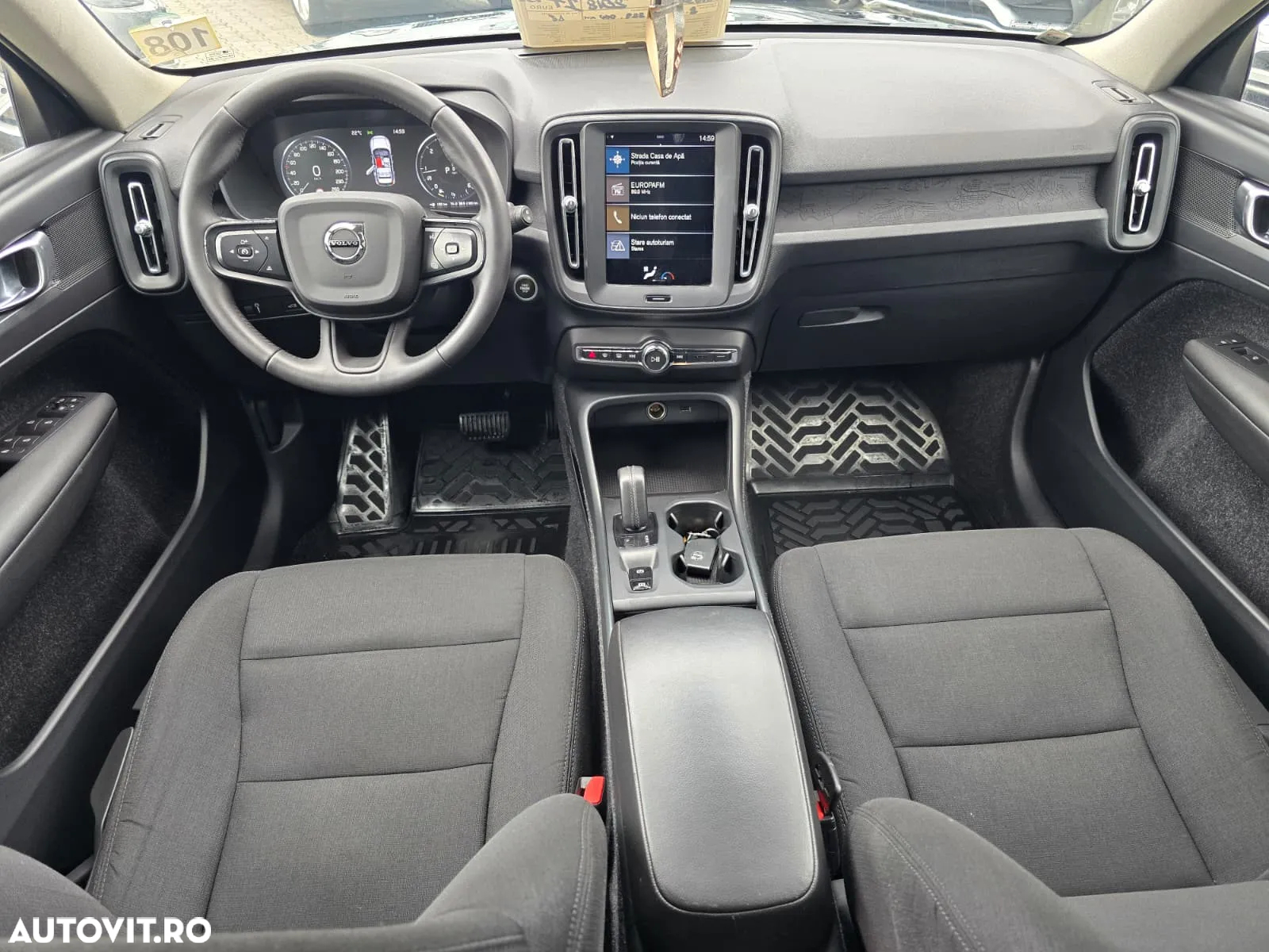 Volvo XC 40 D4 AWD Geartronic Momentum Pro - 7