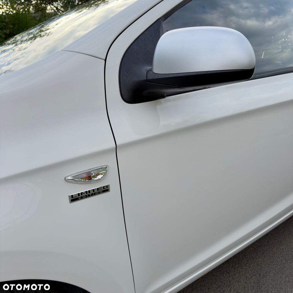 Hyundai i20 1.2 Edition Plus - 28