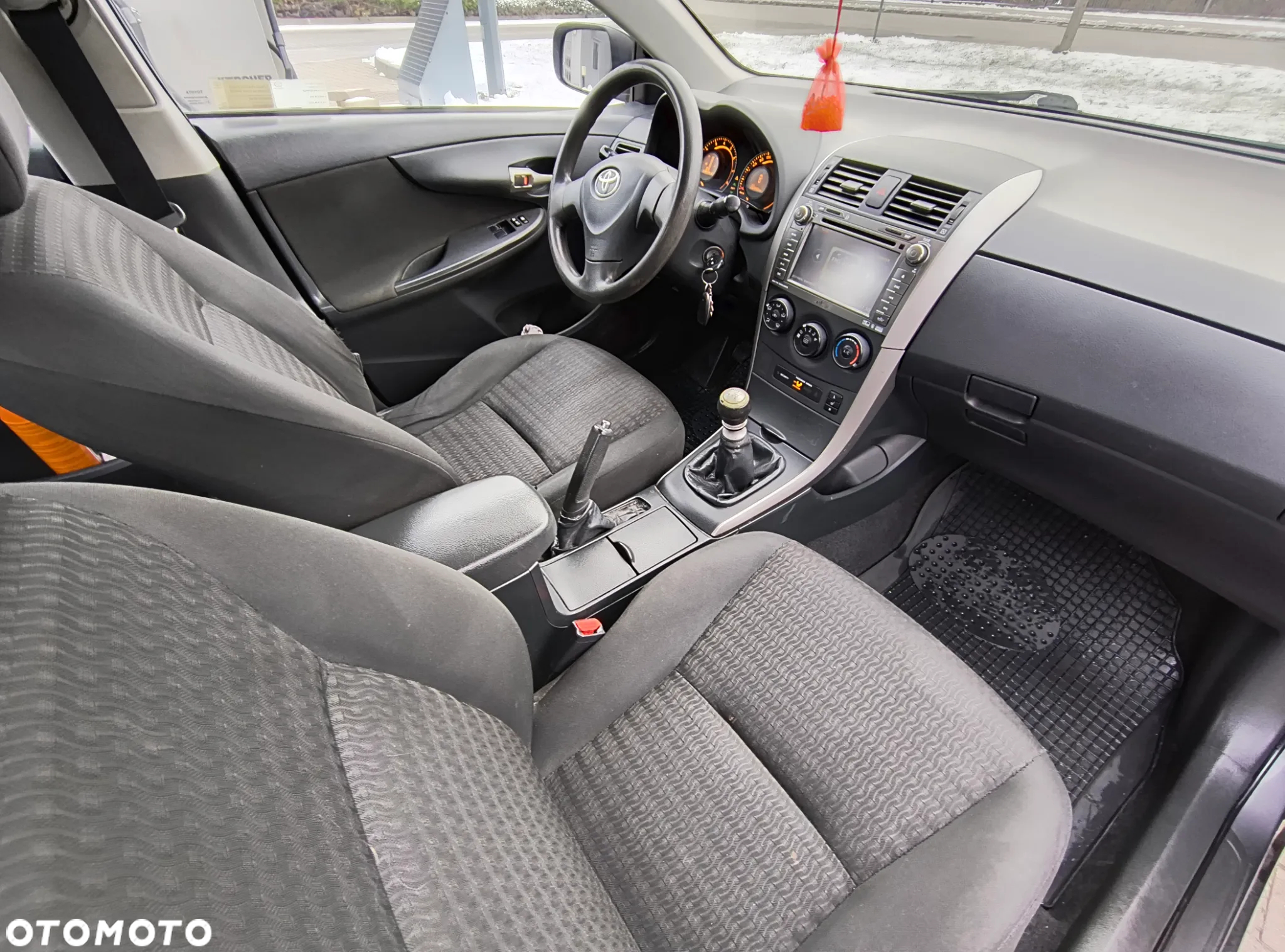Toyota Corolla 1.6 2010 - 8