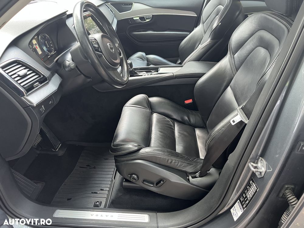 Volvo XC 90 D5 AWD Geartronic Inscription - 9