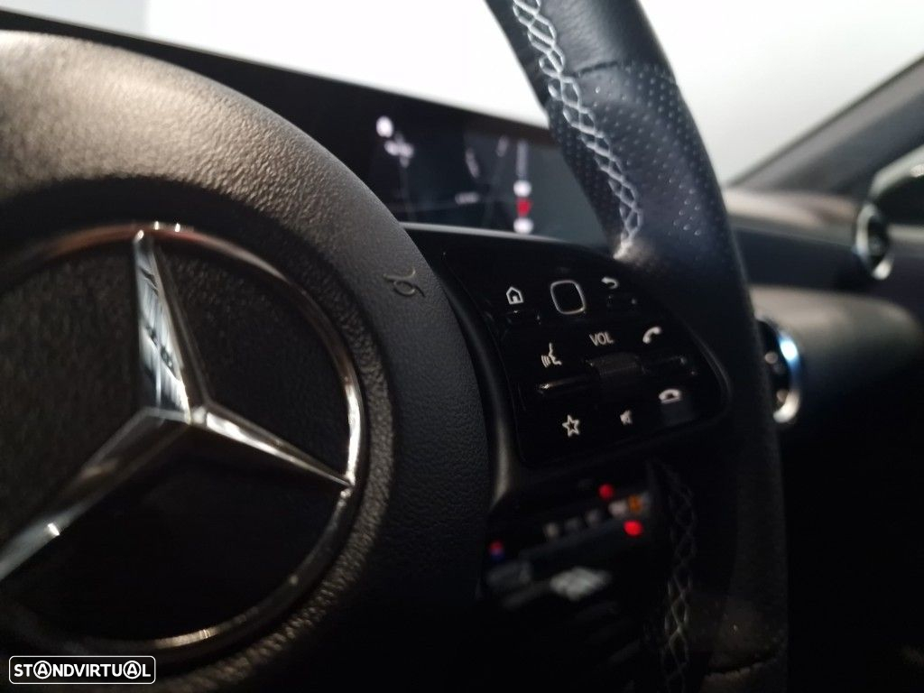 Mercedes-Benz A 180 Limousine d Progressive Aut. - 34