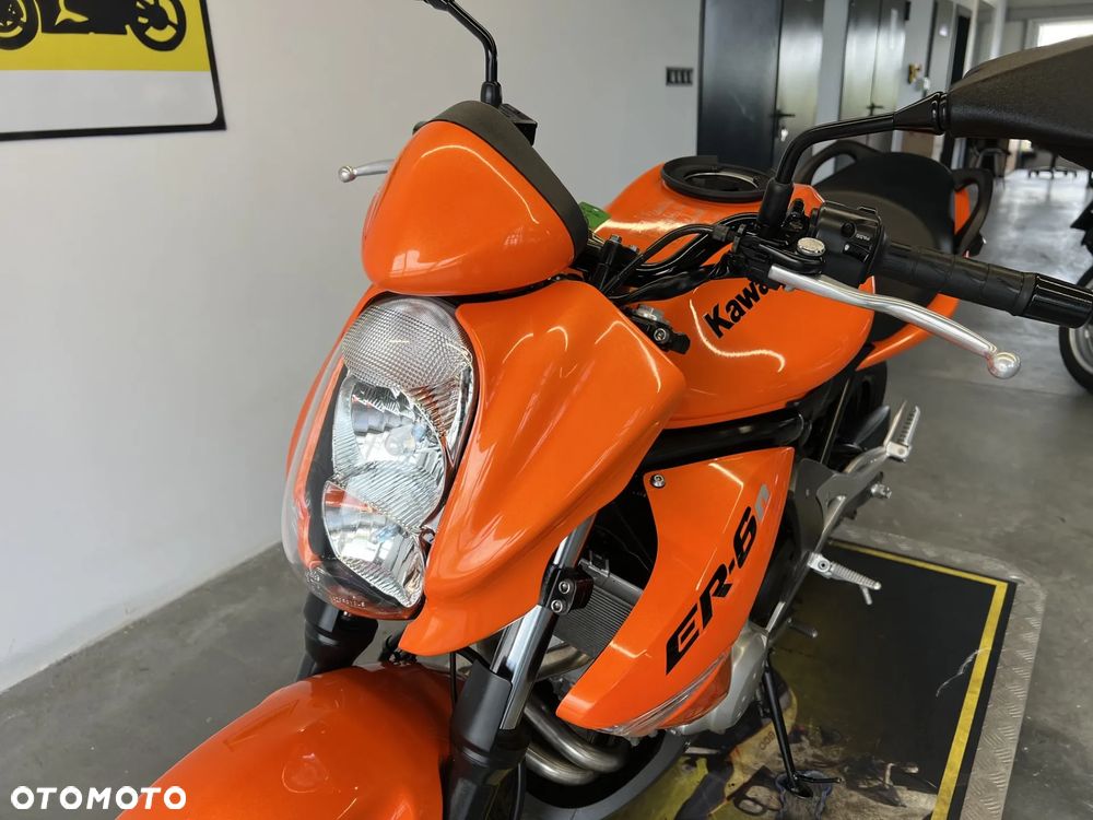 Kawasaki ER - 11