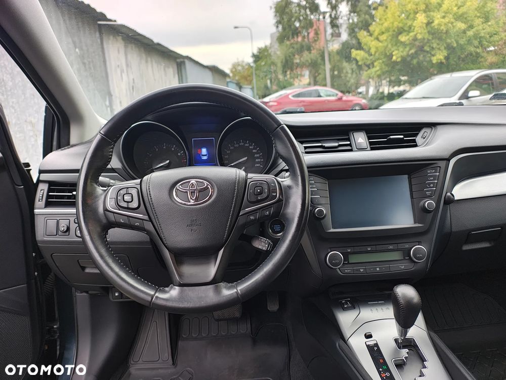 Toyota Avensis 2.0 Premium MS - 7