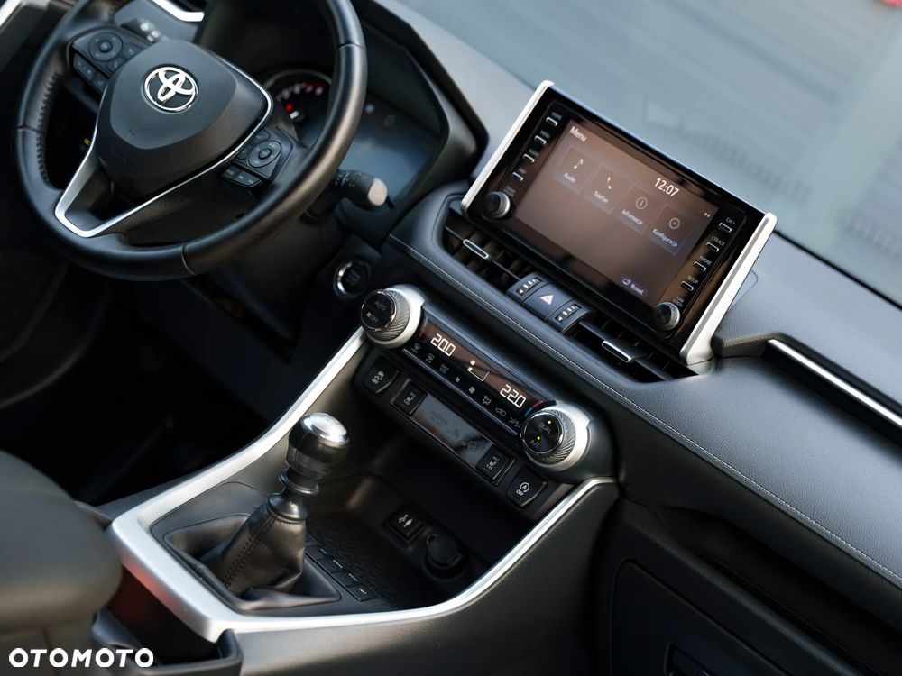 Toyota RAV4 - 21