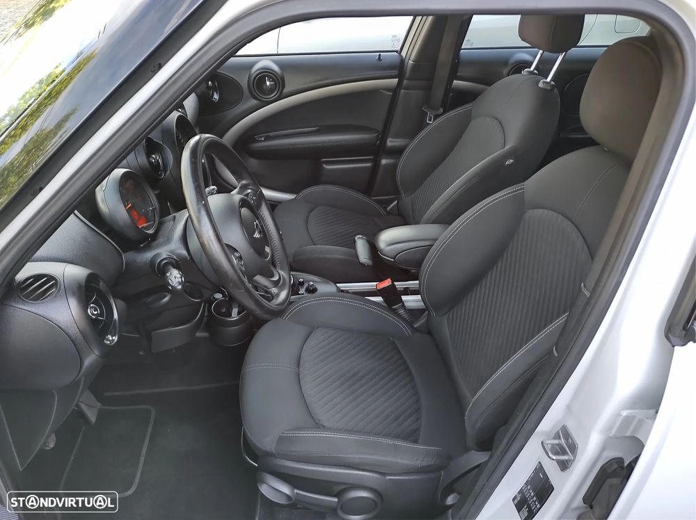 MINI Countryman Cooper D - 14