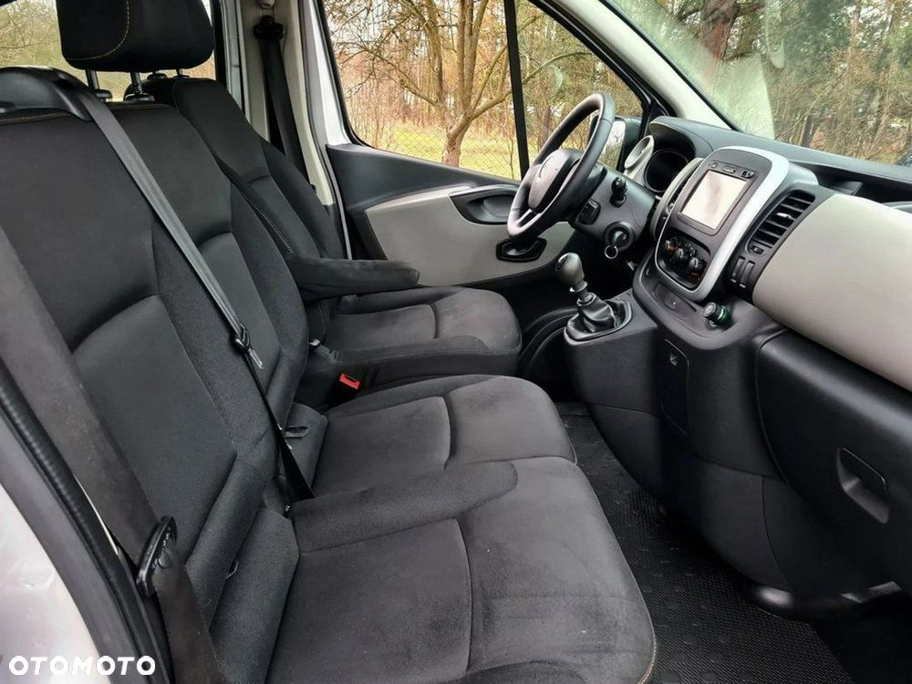 Renault Trafic - 26