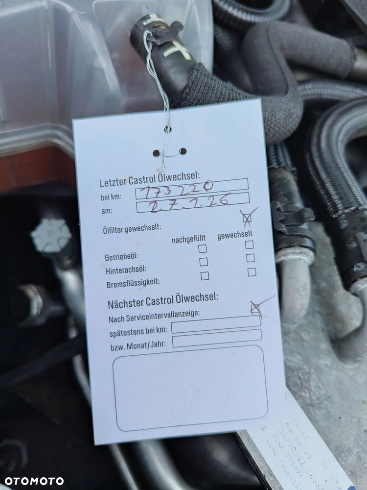 Skoda Superb 2.0 TDI DSG Premium Edition - 34