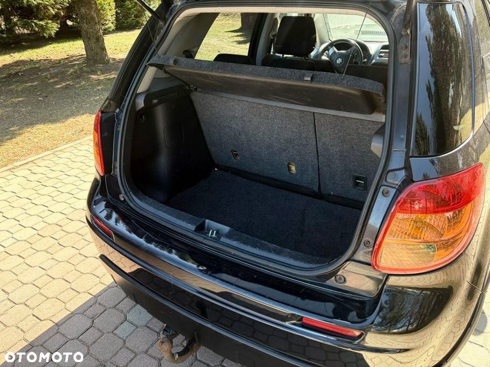 Suzuki SX4 1.6 GS / Premium - 15