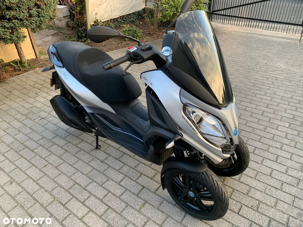 Piaggio MP-3 - 1