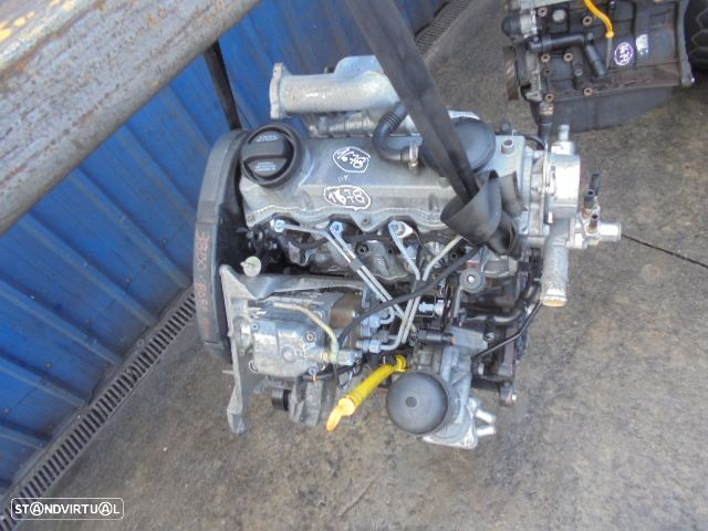 Motor AGR VW BORA 2004 1.9TDI 90CV 4P PRETO - 1