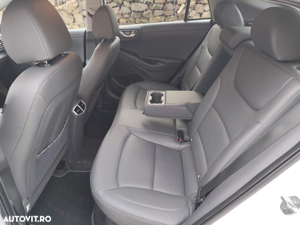 Hyundai IONIQ 141CP Exclusive - 23