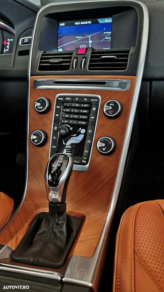 Volvo XC 60 T5 Geartronic Linje Inscription - 23