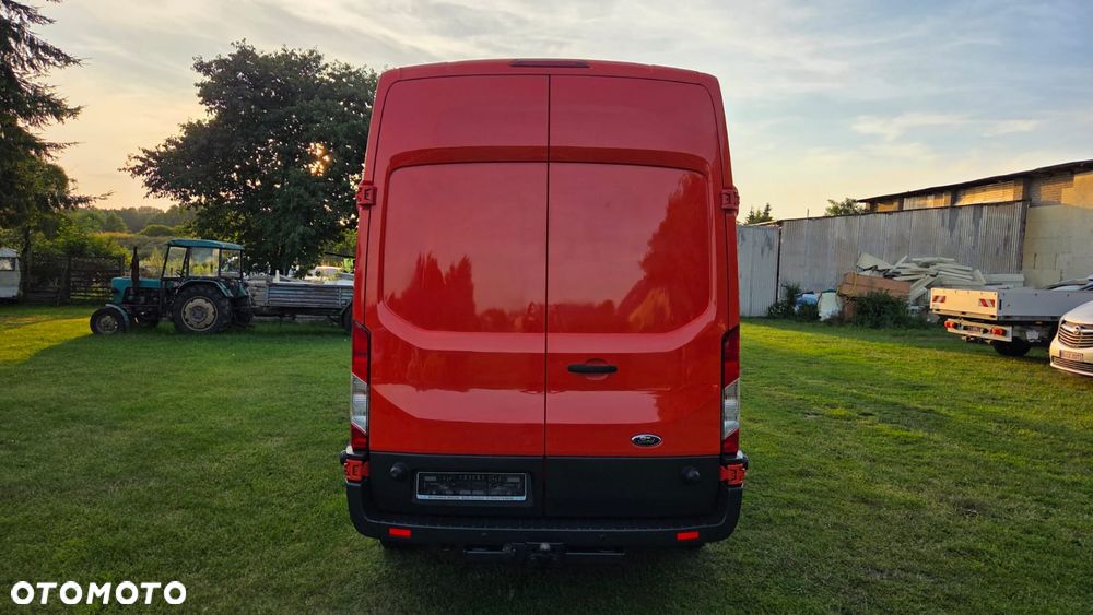 Ford Transit - 23