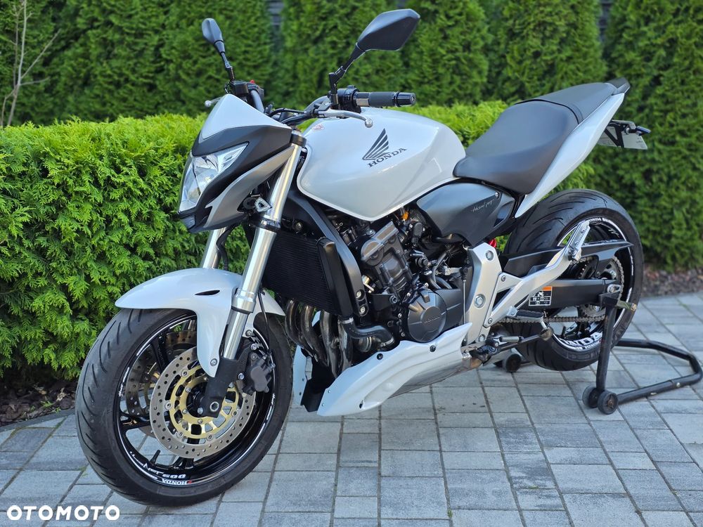Honda Hornet - 2