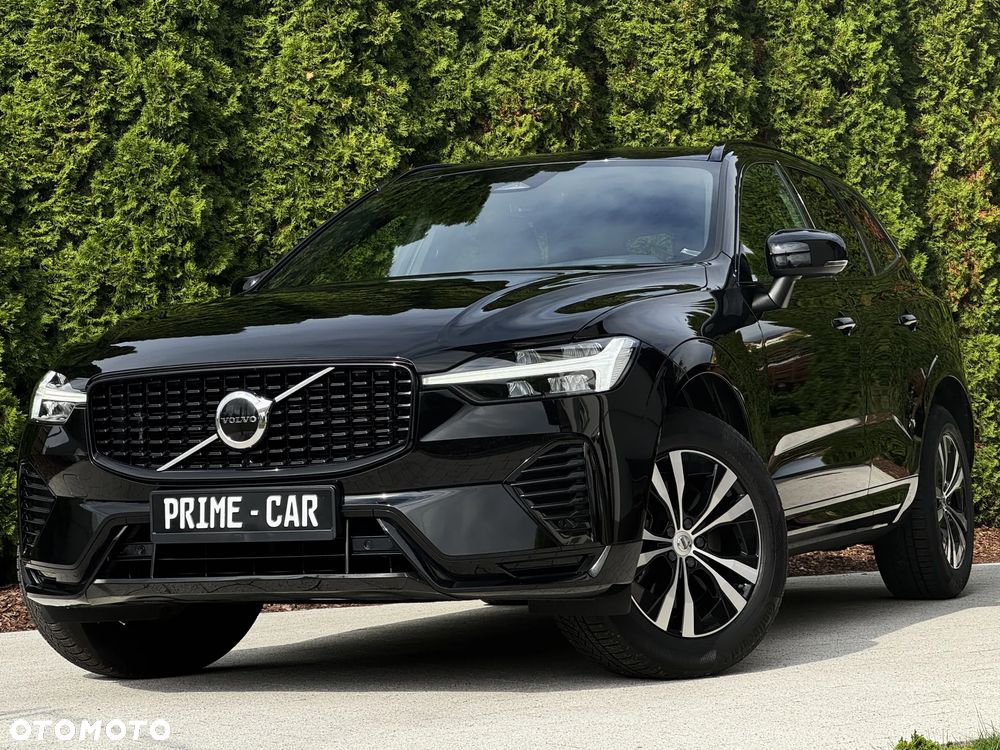 Volvo XC 60 B4 D AWD Plus Dark - 4