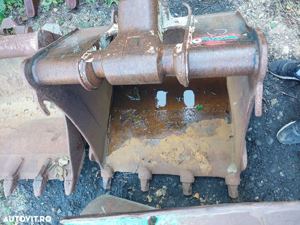 Cupa pentru Excavatoare cu greutatea de 5-9 tone - 6