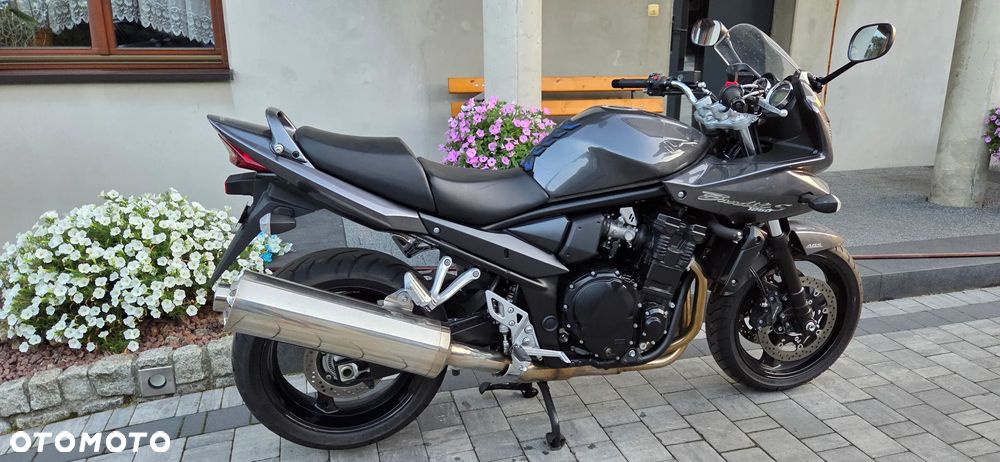 Suzuki Bandit - 12