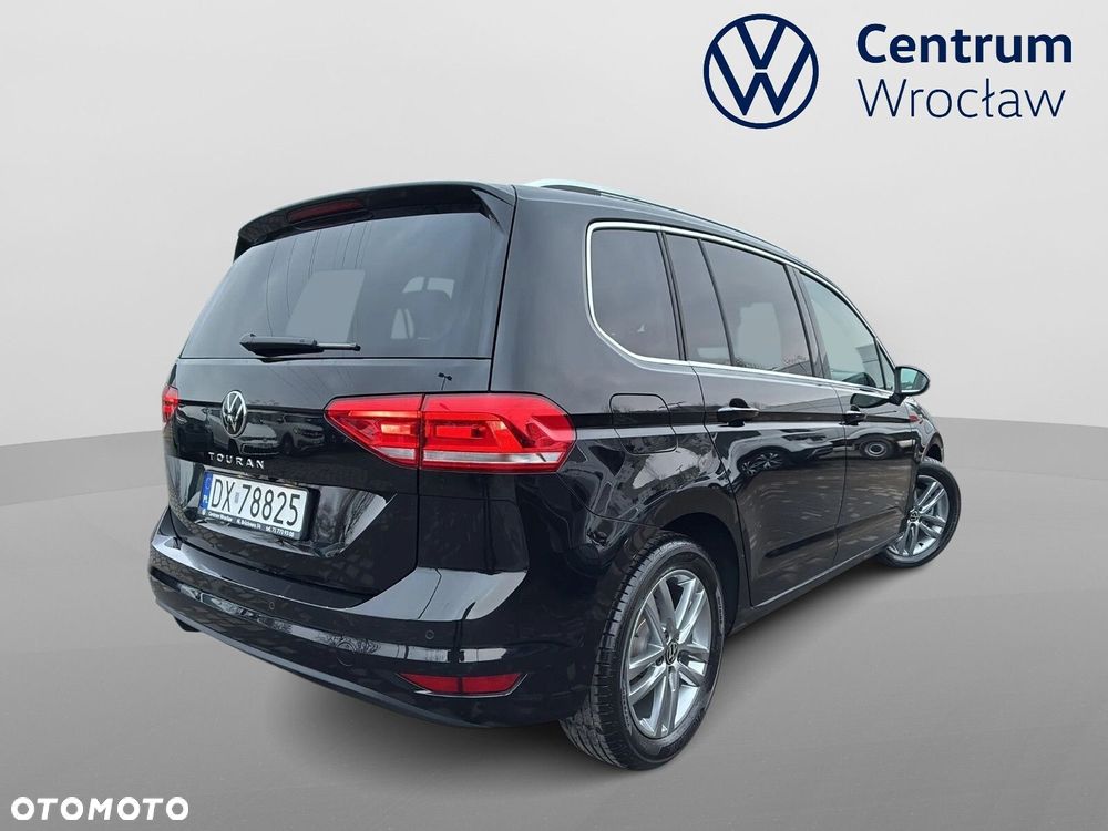Volkswagen Touran - 13
