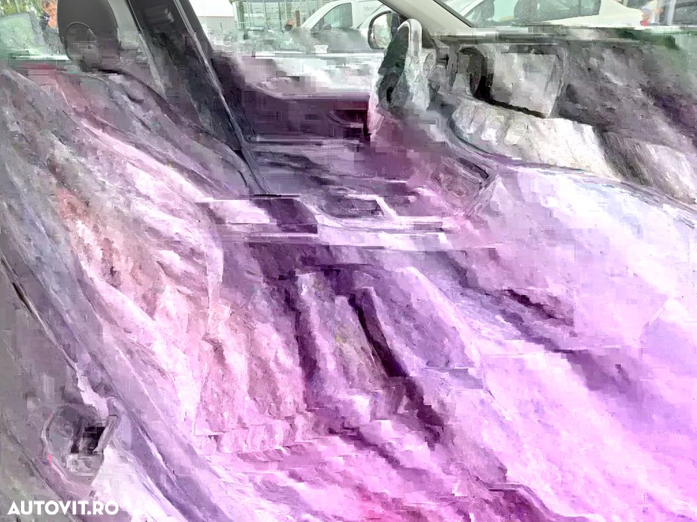 Mercedes-Benz E 220 d 4Matic 9G-TRONIC Avantgarde - 21