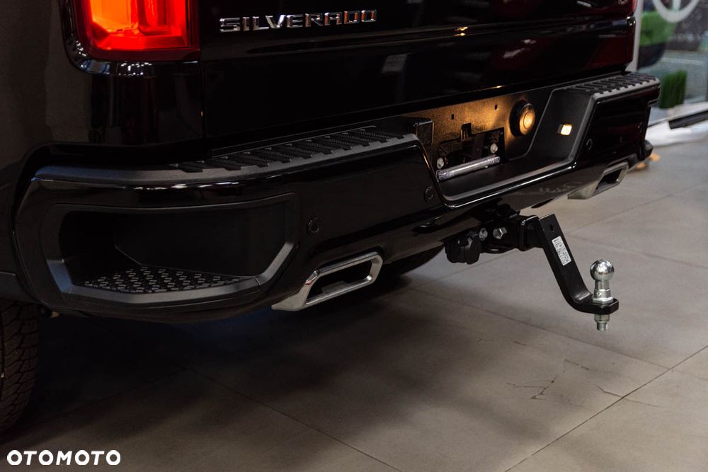 Chevrolet Silverado - 29