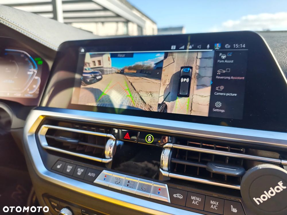 BMW Seria 3 330e xDrive M Sport - 5