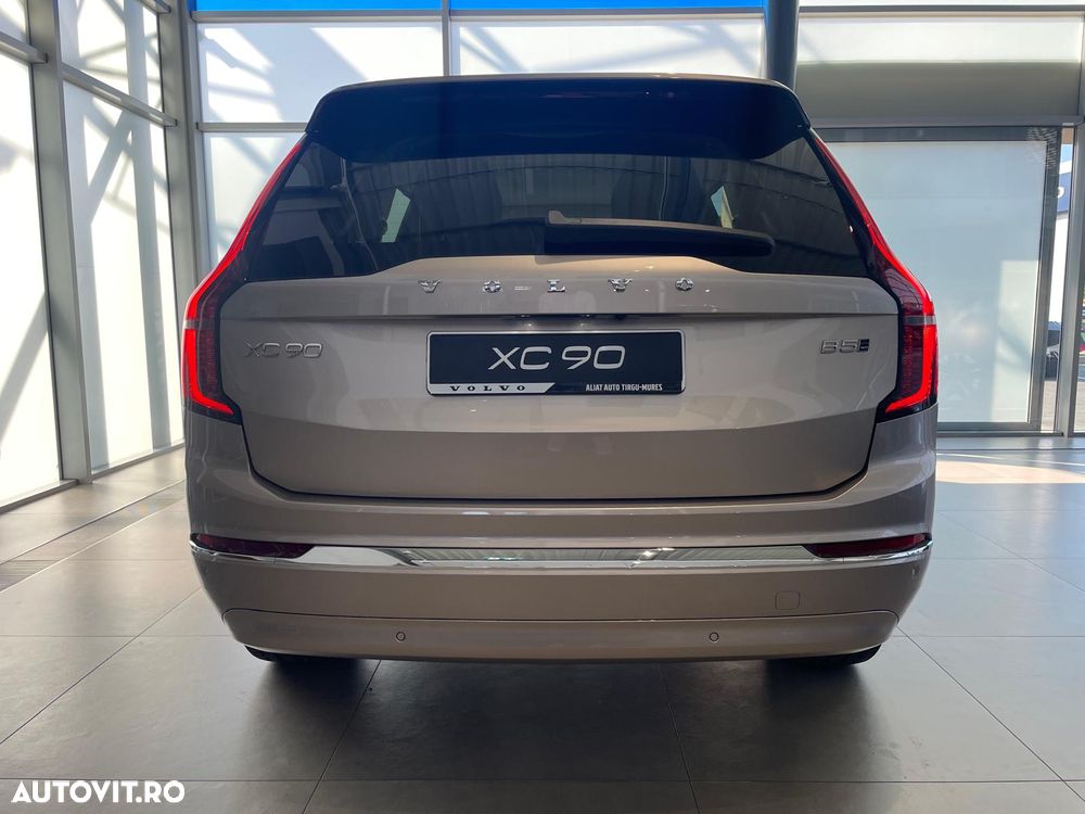 Volvo XC 90 B5 AWD MHEV Ultra Bright - 6