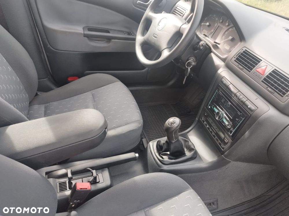 Skoda Octavia - 16