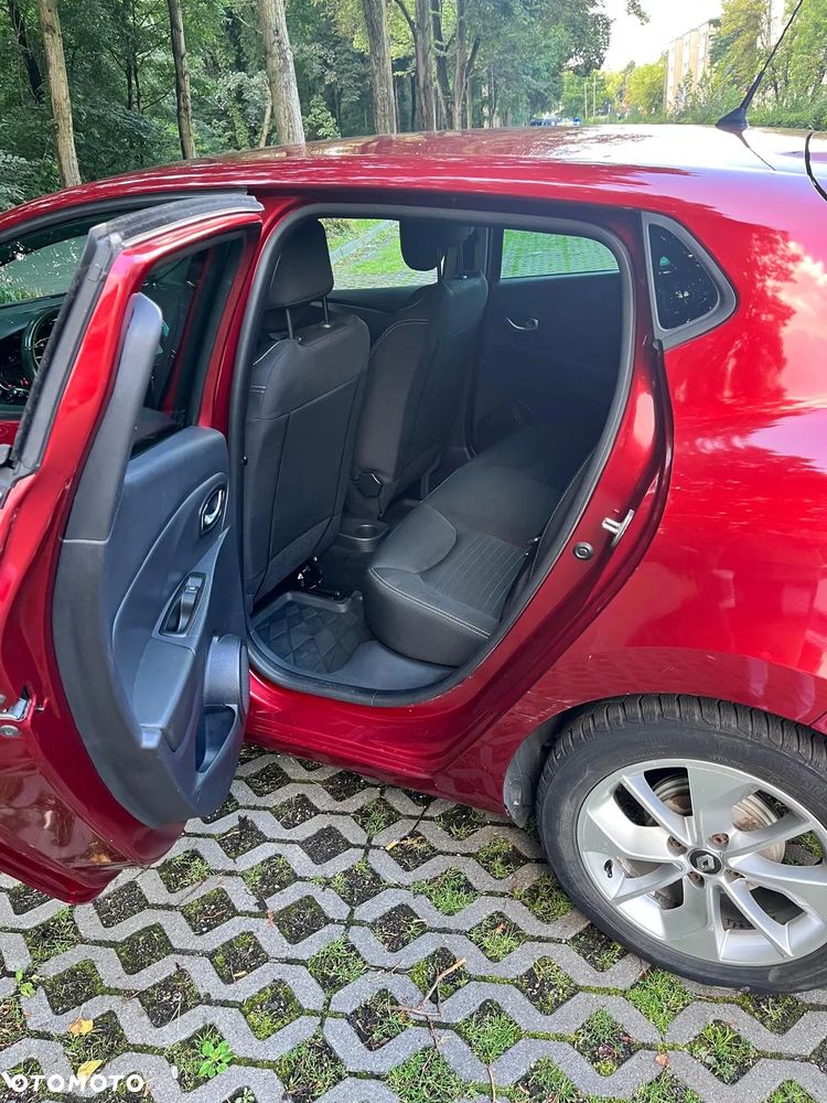 Renault Clio - 7