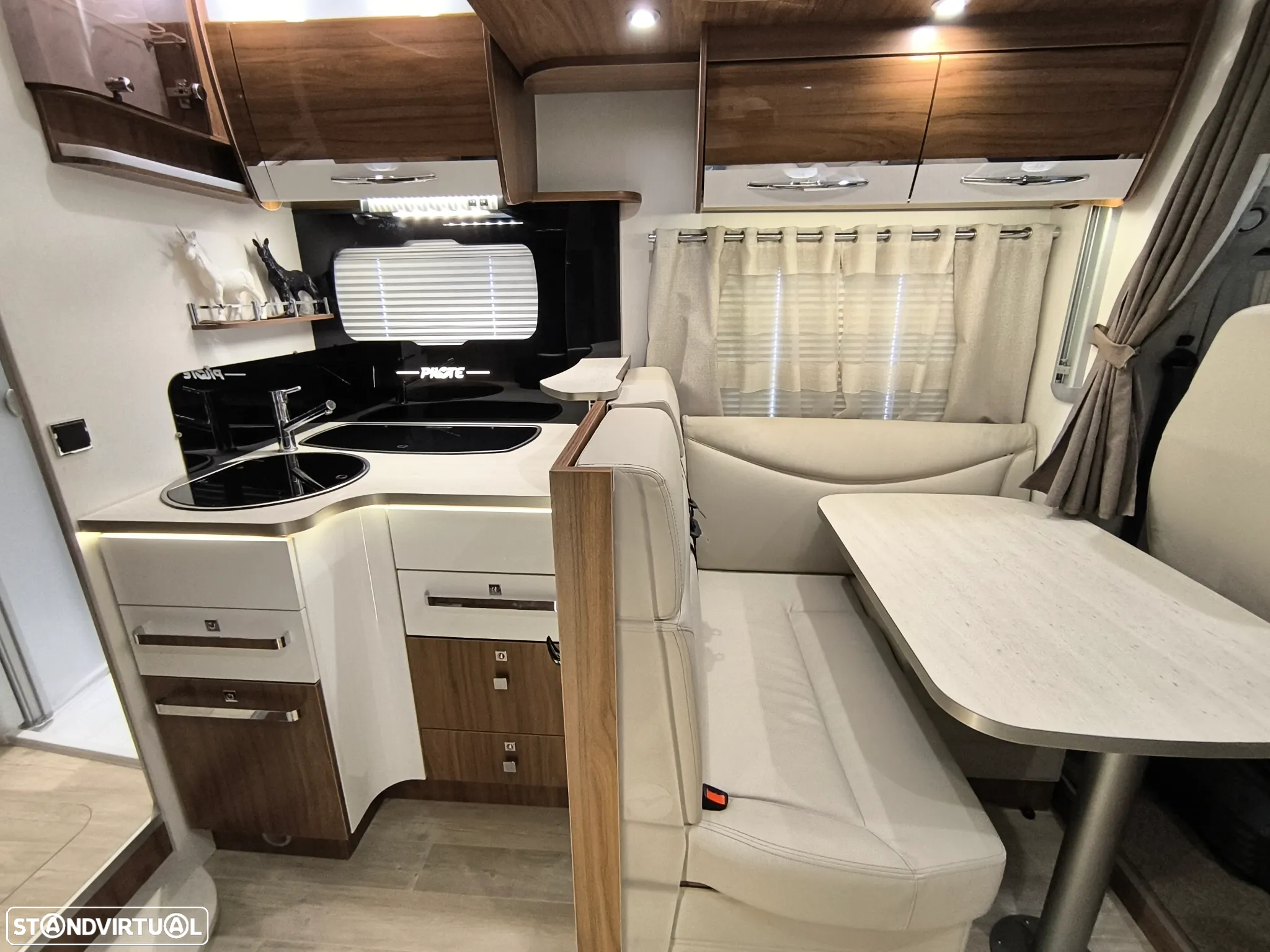 Pilote Sensation P746 - 8