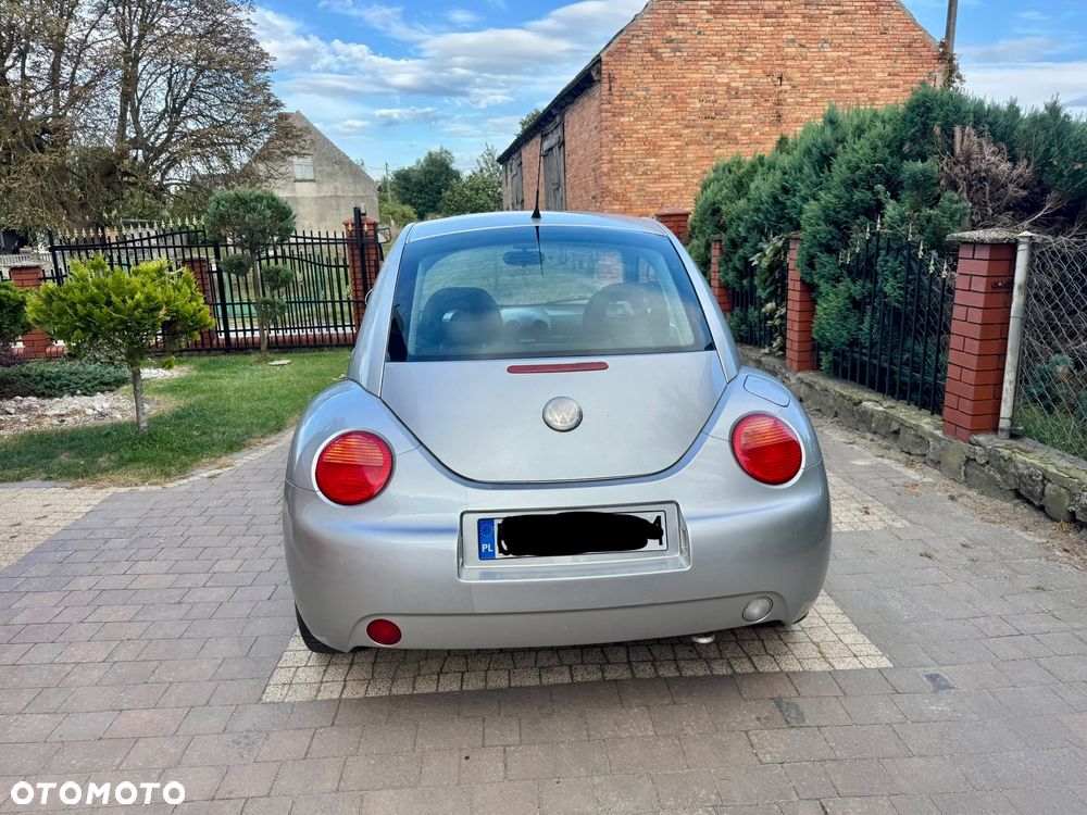 Volkswagen New Beetle - 6