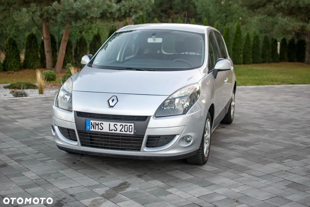 Renault Scenic - 8
