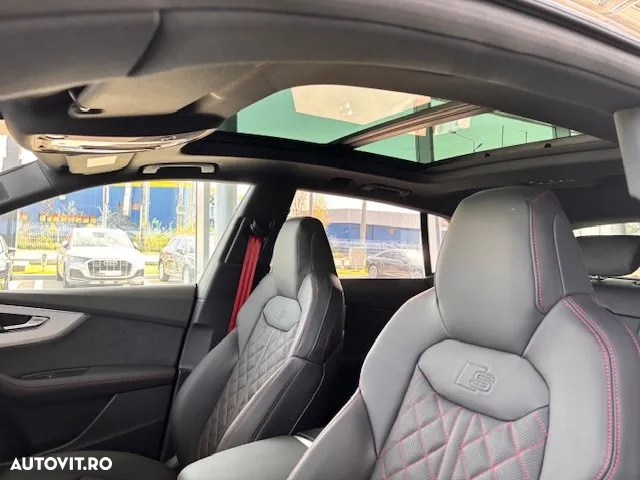 Audi Q8 55 TFSI e quattro Tiptronic PHEV - 9