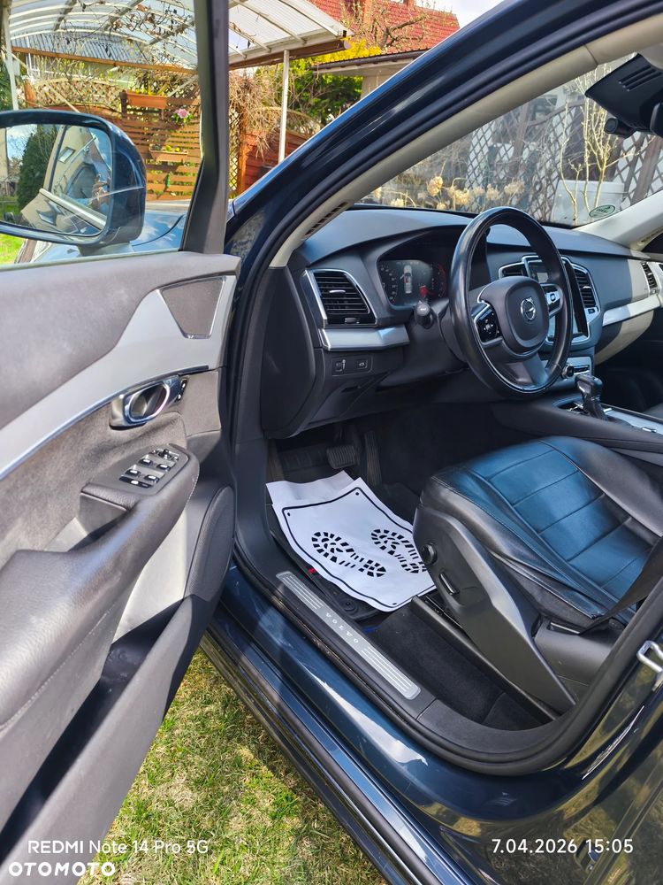 Volvo XC 90 D5 AWD Geartronic Momentum - 11