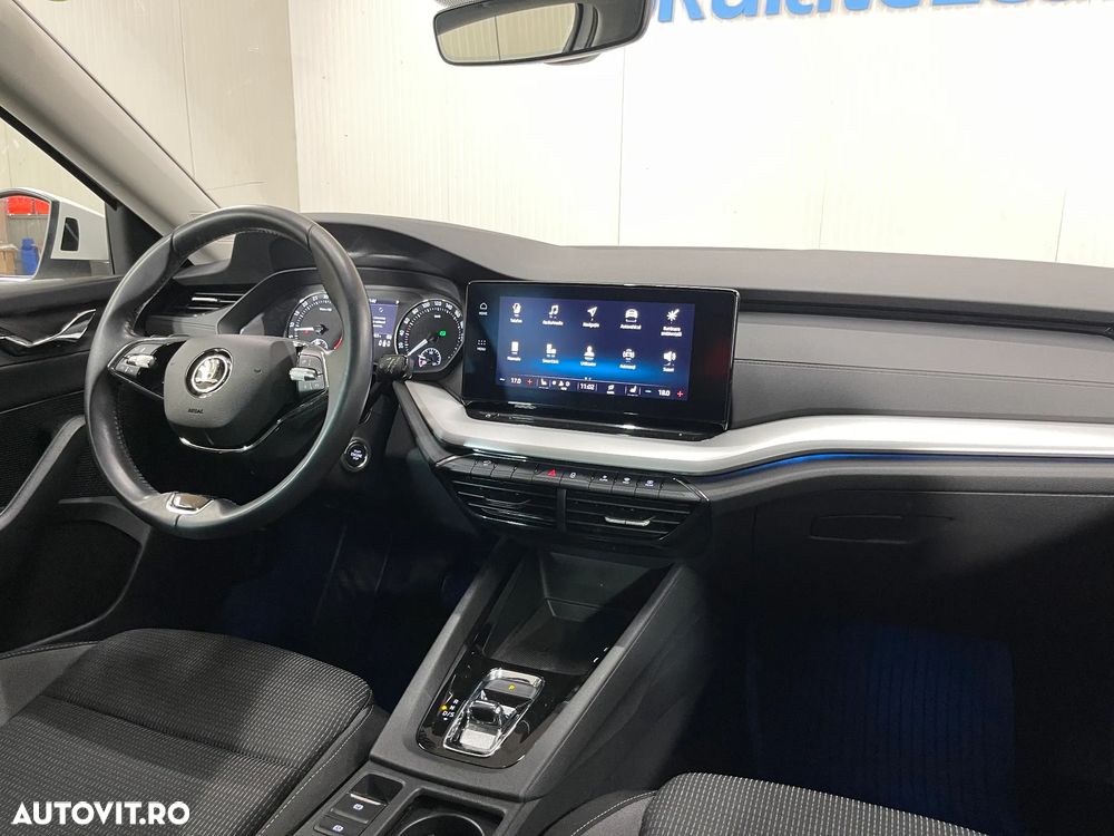 Skoda Octavia 2.0 TDI DSG Ambition - 9