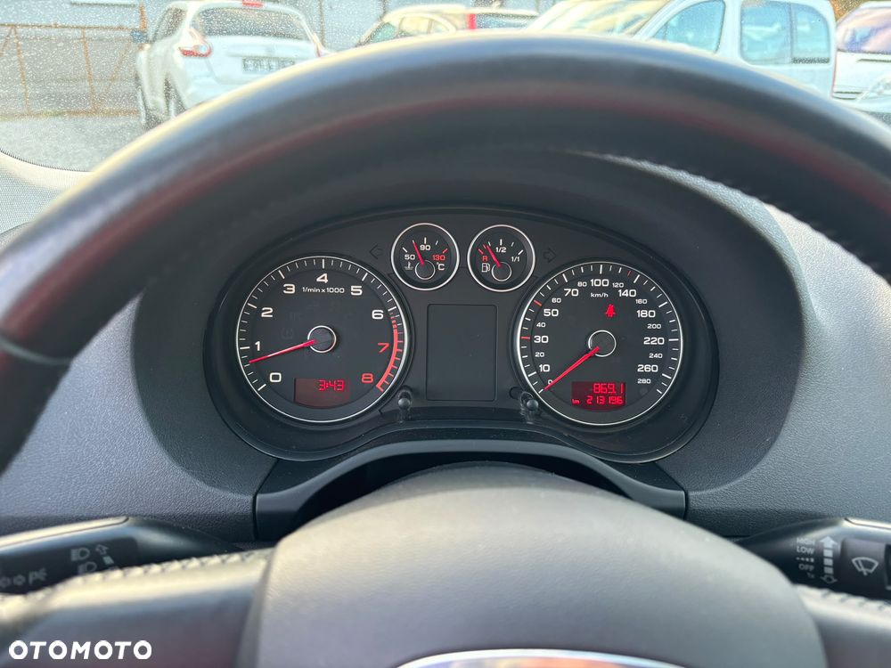 Audi A3 3-drzwiowe - 8