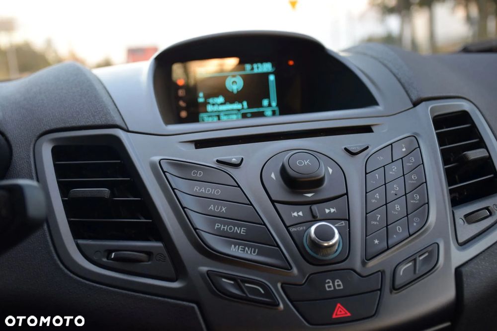 Ford Fiesta - 16