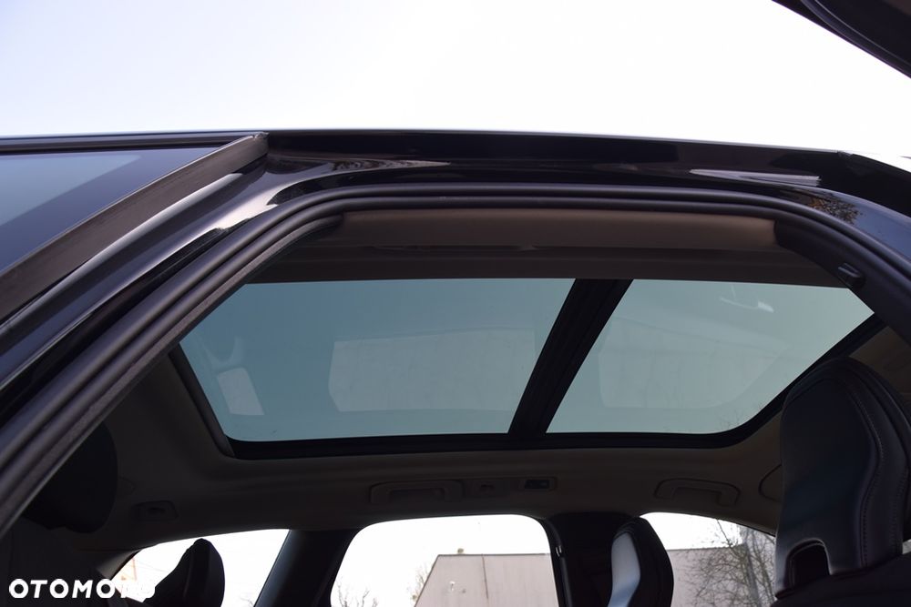 Volvo XC 60 B4 D AWD Geartronic Momentum - 38