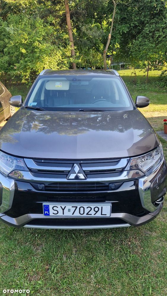 Mitsubishi Outlander 2.2 DID Intense + 4WD - 2